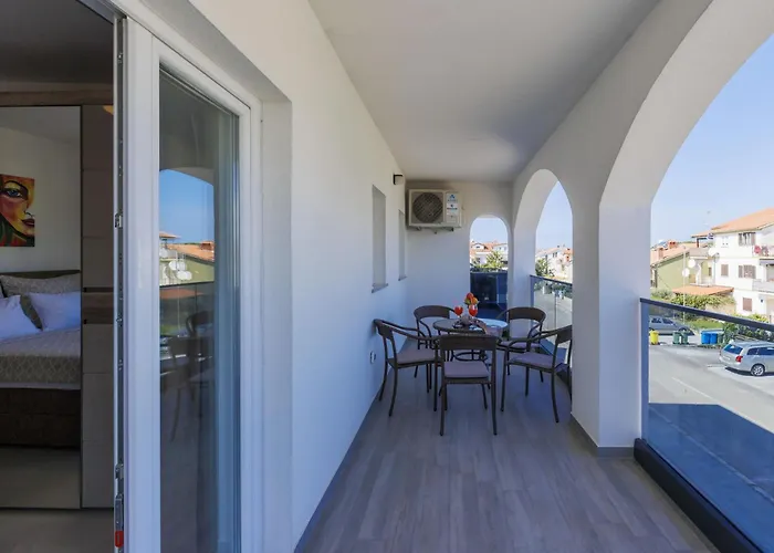 Amra 4 By Interhome Poreč