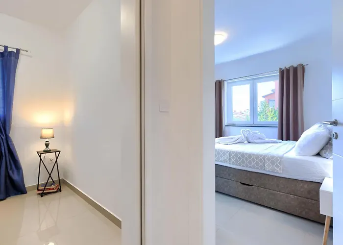 Amra 4 By Interhome * Poreč