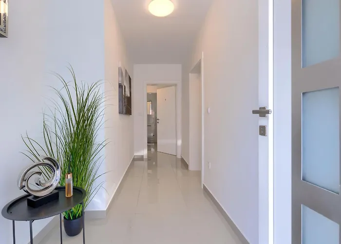 Amra 4 By Interhome Poreč