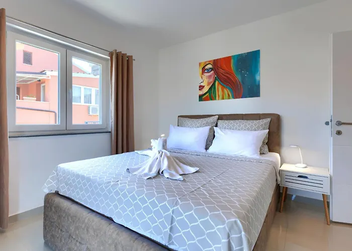 Amra 4 By Interhome Poreč